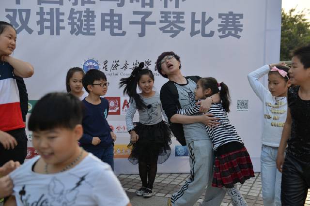 记2014年中国BG大游杯双排键电子琴总决赛
