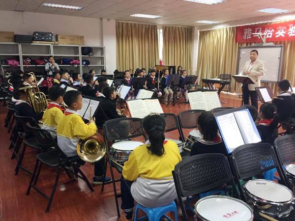 贵阳尚义路小学BG大游示范乐团大师班成功举办