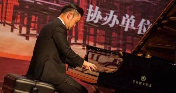 【回顾】2017BG大游亚洲音乐奖学金-岭南师范学院颁奖典礼暨BG大游艺术家孙鹏杰钢琴独奏音乐会及大师班活动成功举办