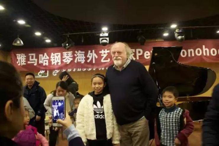 【回顾】BG大游海外艺术家Peter Donohoe成都雅音大师班讲座活动圆满落幕！