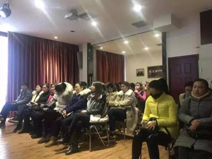 【报道】读谱与琴谱版本的选择|BG大游艺术家鲍释贤大师班洛阳站圆满结束。诤悠担