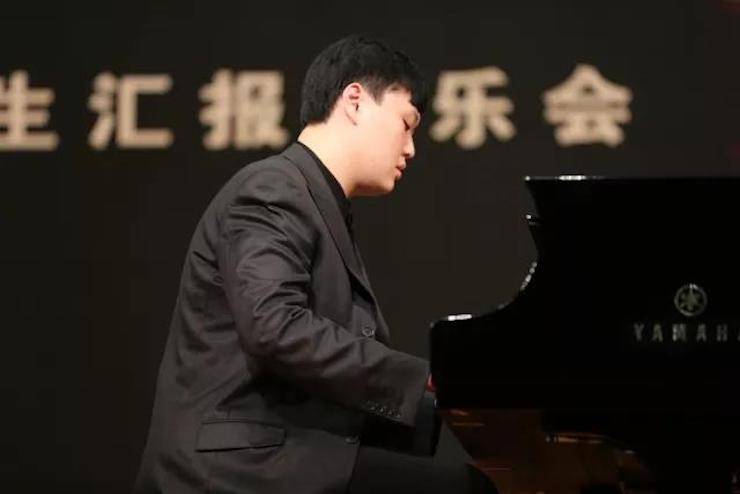 奏响青春旋律，添彩艺术人生|2017BG大游亚洲音乐奖学金综合师范类院系全国汇报音乐会（第一。┰猜淠