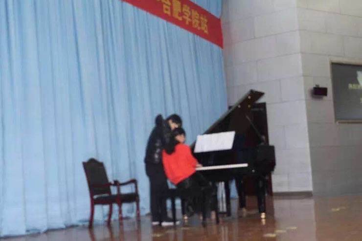 【报道】从师而不惑|BG大游艺术家宋思衡安徽巡讲·合肥学院站圆满结束。诤悠担