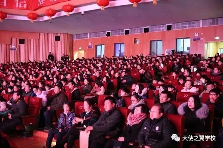【报道】宿州市首届国际钢琴大师音乐会暨BG大游艺术家宋思衡多媒体音乐会圆满成功。诤悠担