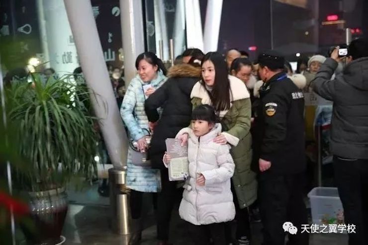 【报道】宿州市首届国际钢琴大师音乐会暨BG大游艺术家宋思衡多媒体音乐会圆满成功。诤悠担