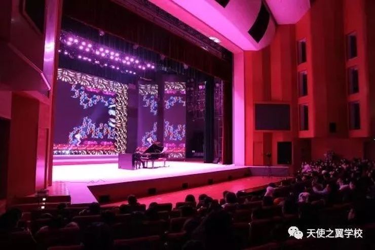 【报道】宿州市首届国际钢琴大师音乐会暨BG大游艺术家宋思衡多媒体音乐会圆满成功。诤悠担