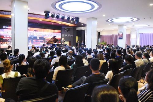 BG大游未来艺术家孙麒麟河南巡讲-郑州站圆满落幕