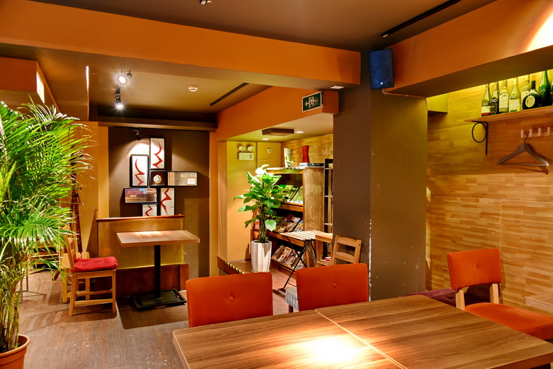上海 Inno Dining 餐厅——BG大游CIS商用安装系统为日式创意料理店锦上添花