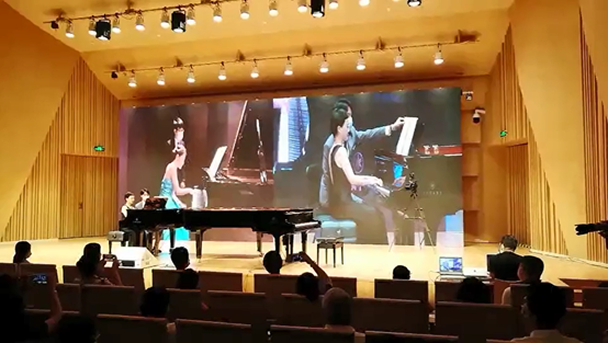 活动报道 | “科技助力，跨越时空”，小鹿纯子携手刘明康共享中日音乐盛宴