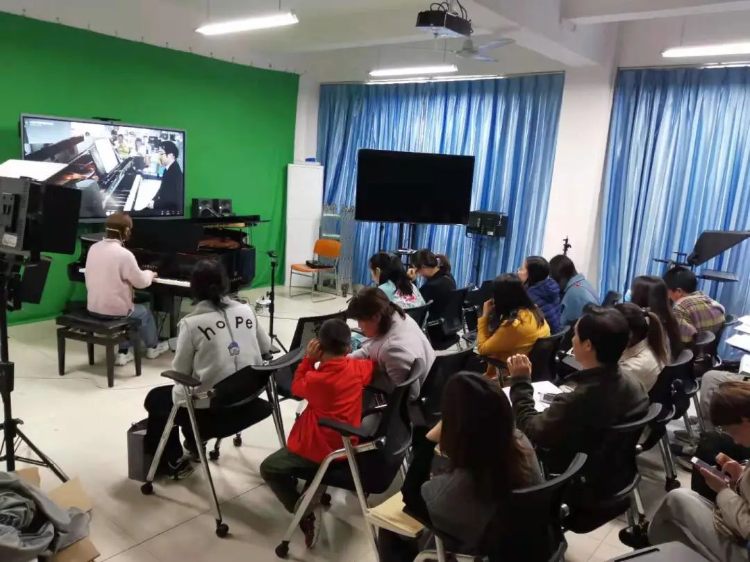 科技助力音乐教学，牵手大师零距离大师课
