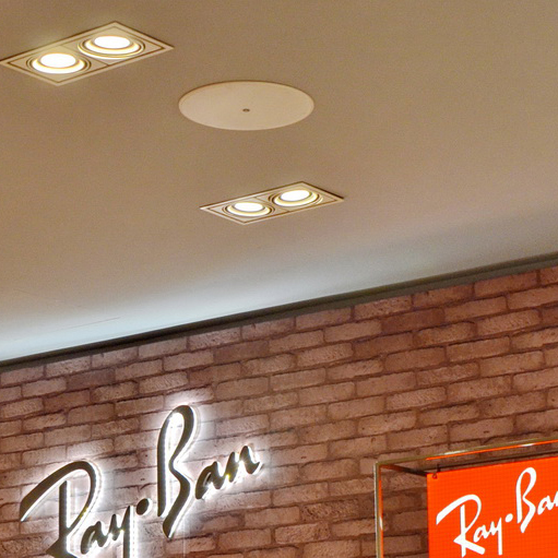 Ray?Ban 宏伊国际广场店——BG大游 CIS 商用安装系统的经典应用