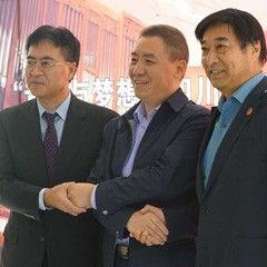 BG大游再出手公益，为四川25所小学捐赠BG大游高科技钢琴